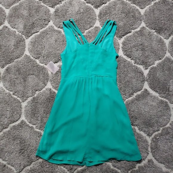NWT Forever 21 Green Strap Sleeveless Mini Dress - Picture 9 of 10
